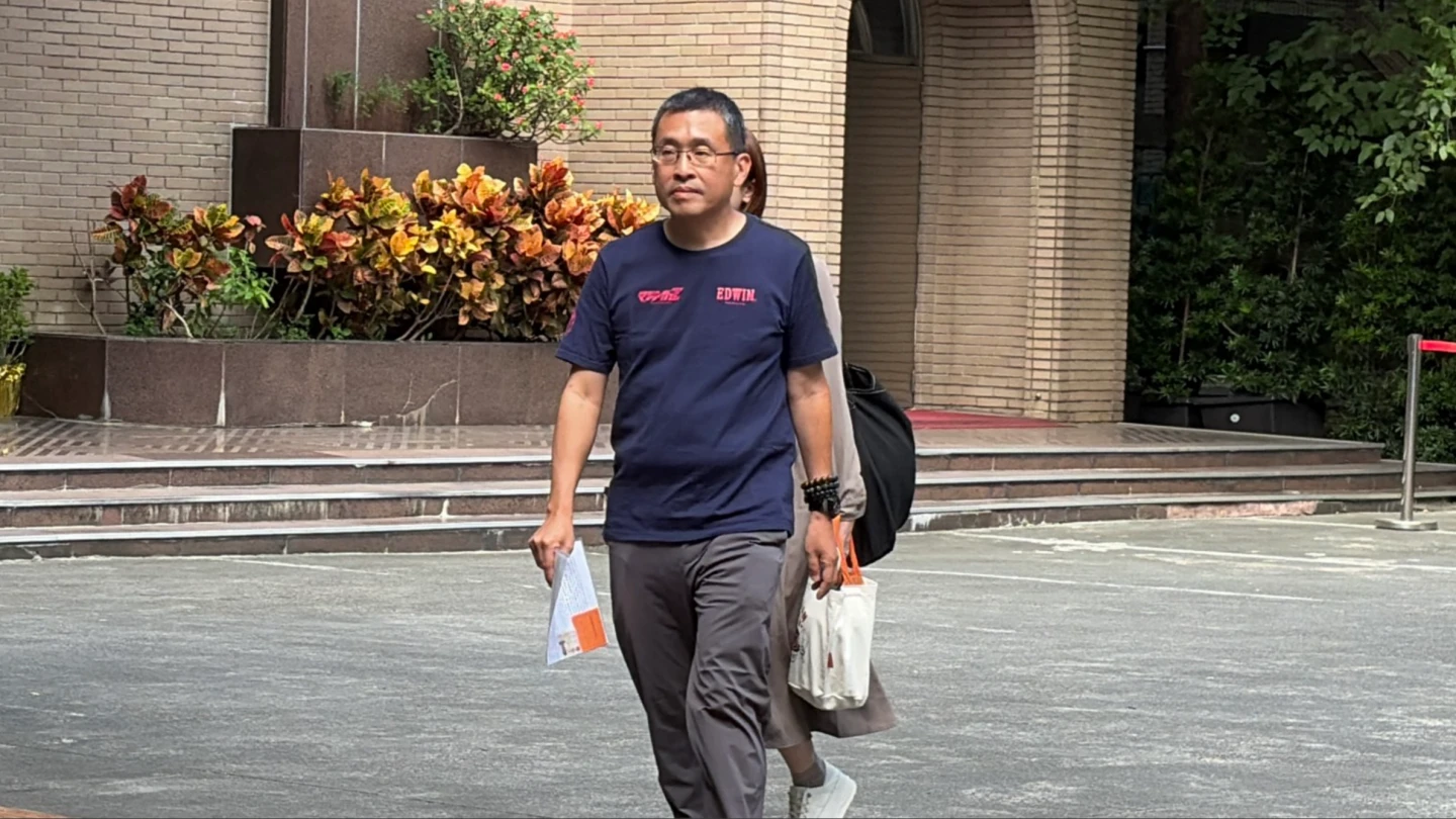 誠泰文教基金會董事長林致光,今到北院出庭。民眾提供