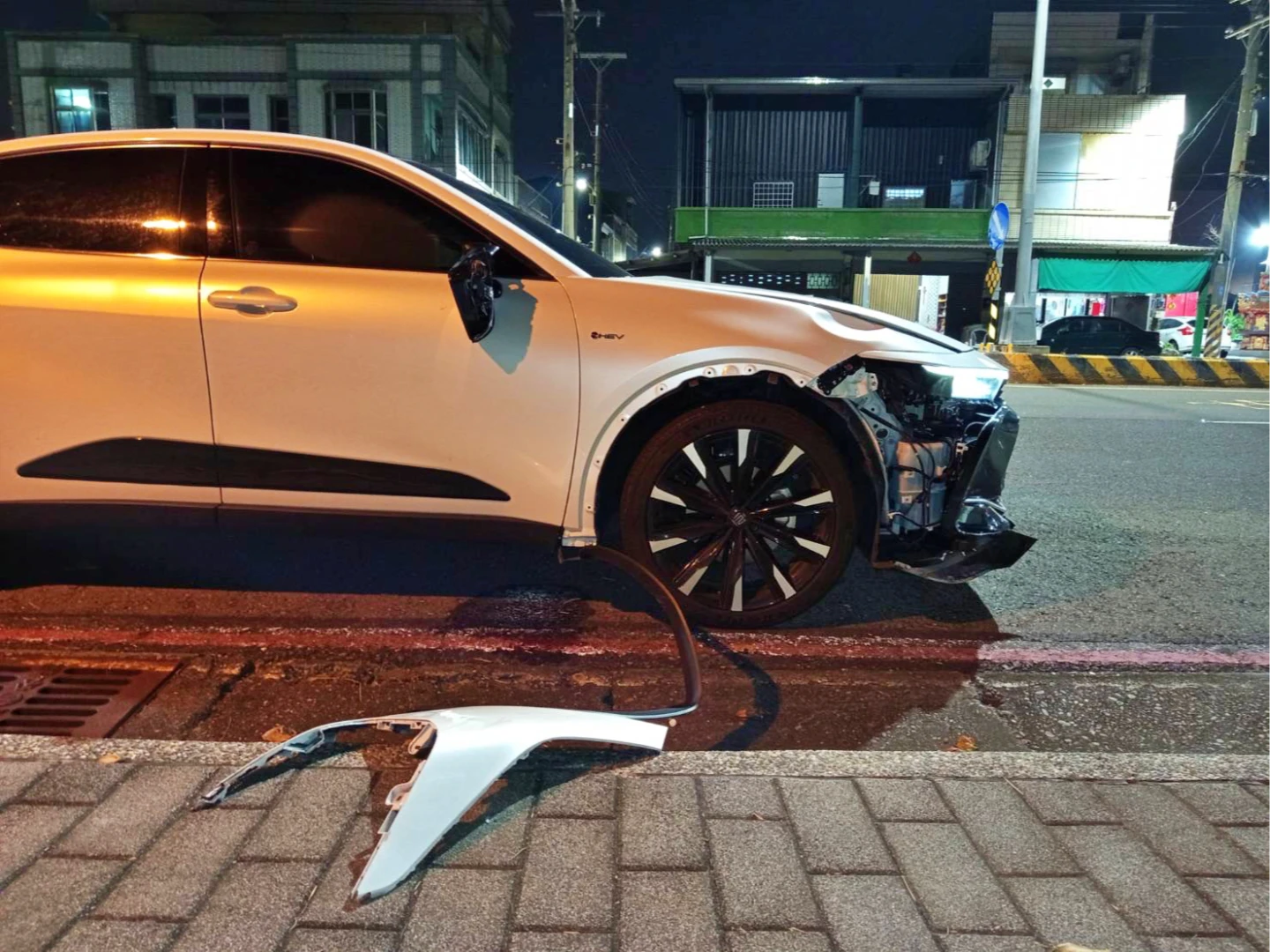 酒駕肇事車輛。警方提供