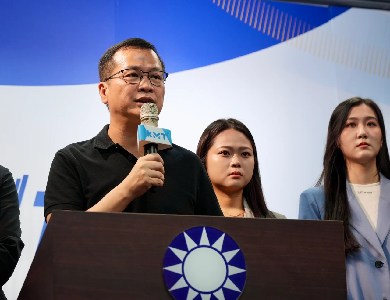 羅智強發表敗選感言。梁建裕攝
