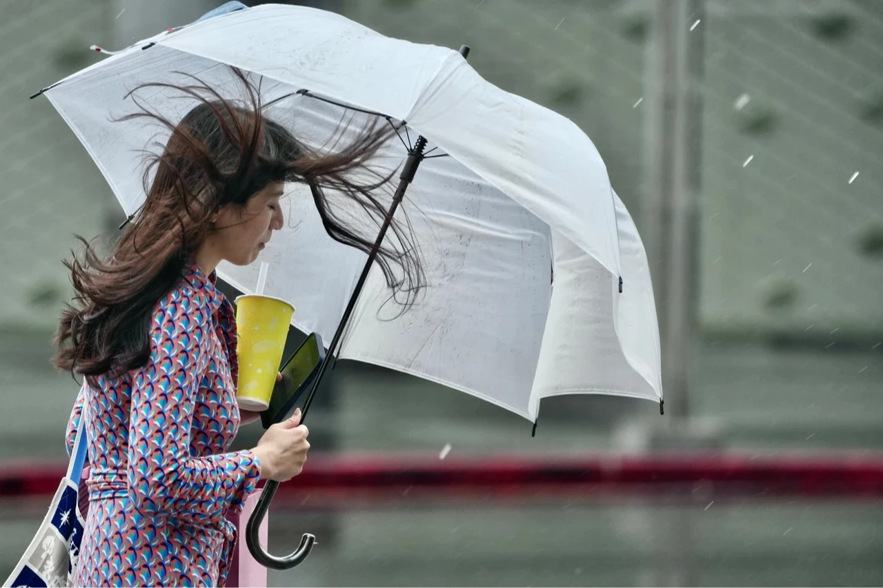 氣象署今早針對雙北等地發布豪雨特報。林林攝