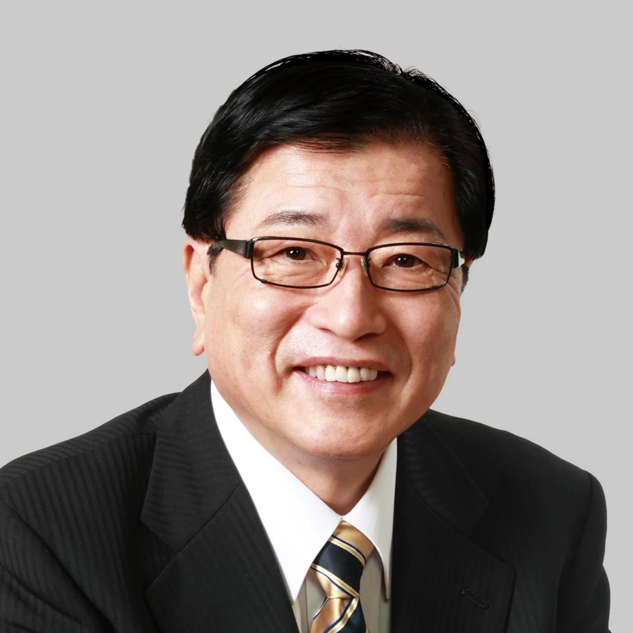 日本首相高市早苗的先生高市拓(山本拓)。取自臉書