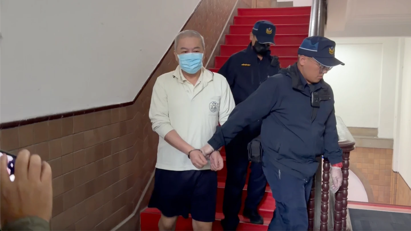 張綱維今被提解到高院出庭。丁牧群攝