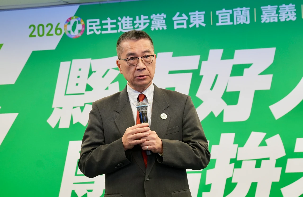 民進黨秘書長徐國勇回應媒體提問。梁建裕攝