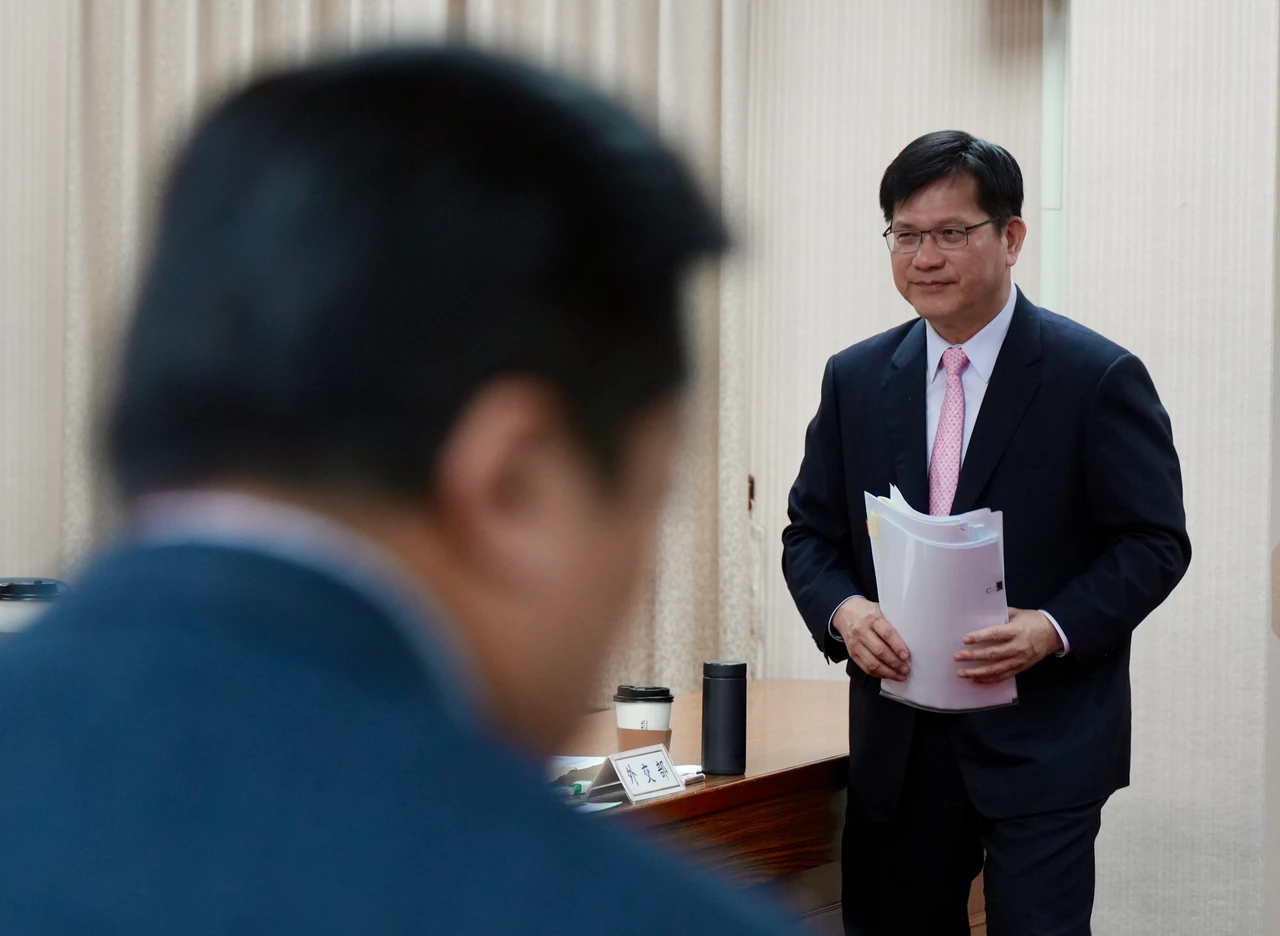 外交部長林佳龍今早至外交國防委員會專報台美關係及談判進展。梁建裕攝
