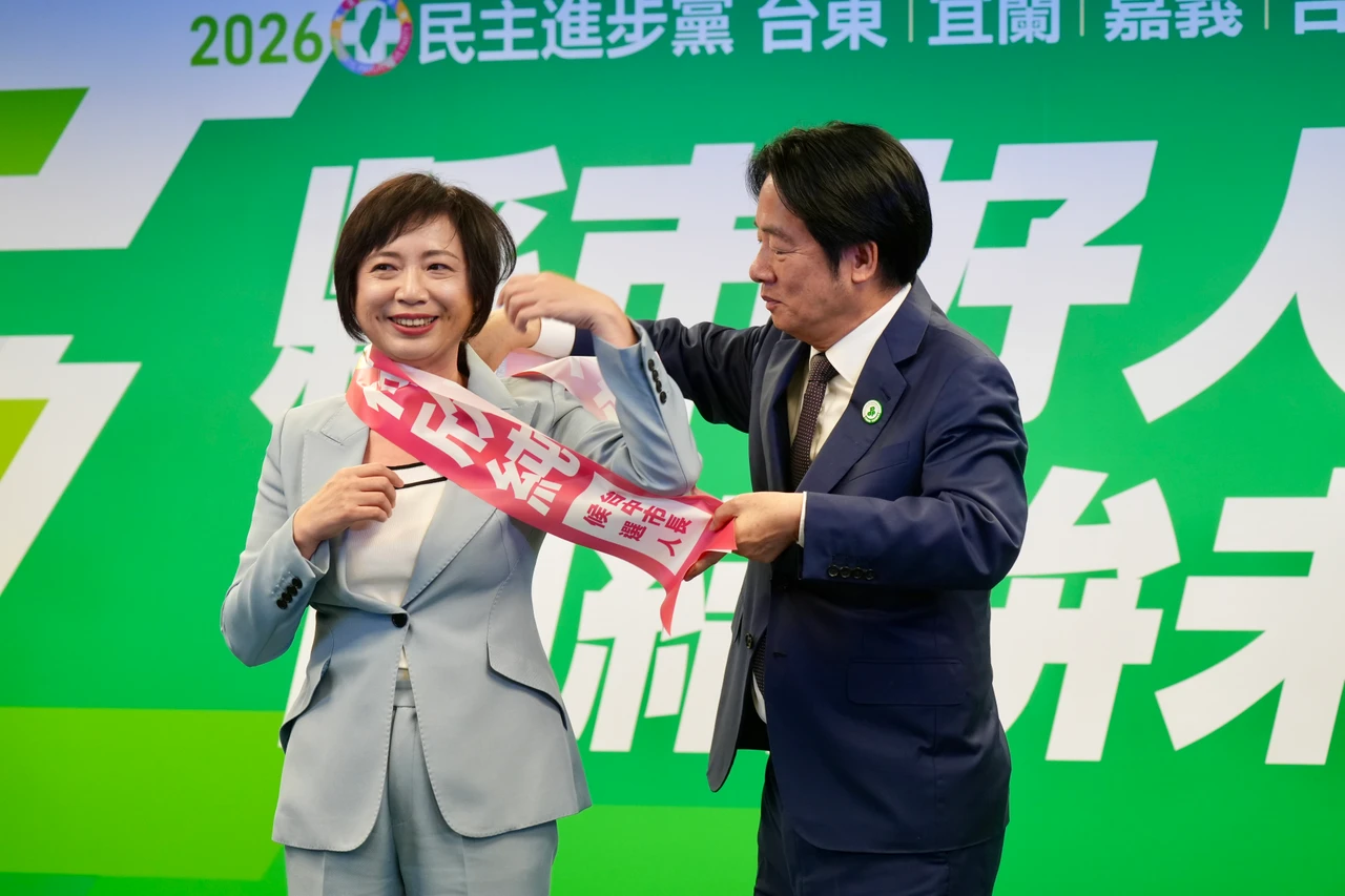 賴清德為何欣純披上選舉背帶,肯定她會是一位稱職的台中市長。梁建裕攝