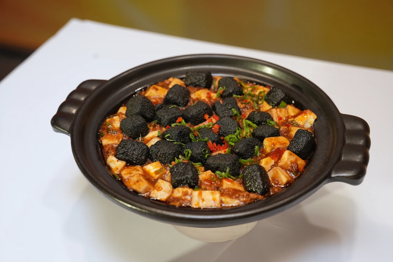 開飯川食堂-大魔術熊貓豆腐 340元。葉志明攝