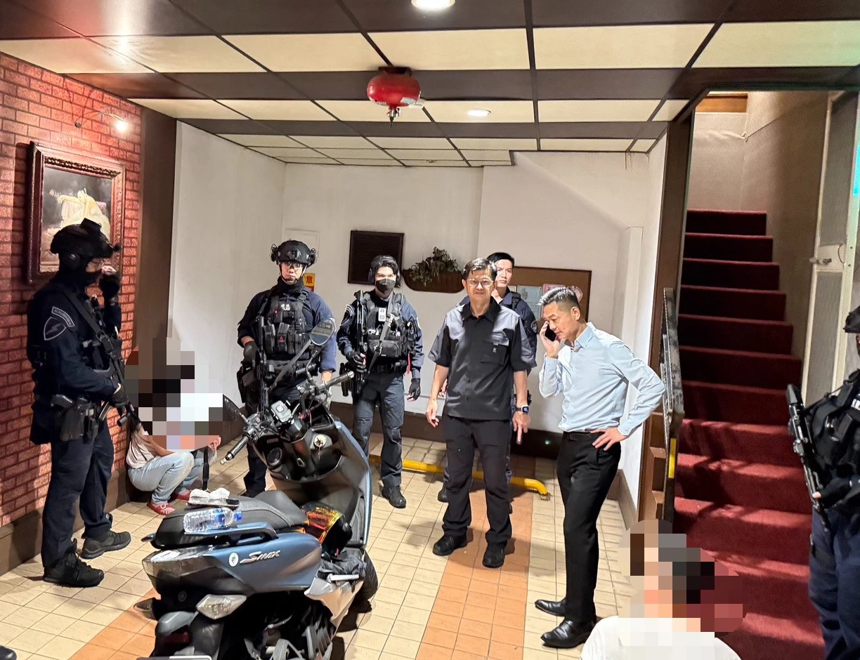 警方逮捕嫌犯。翻攝畫面
