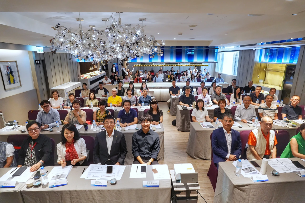 中租講堂新北開講 探討生成式AI的優勢、趨勢與策略分析