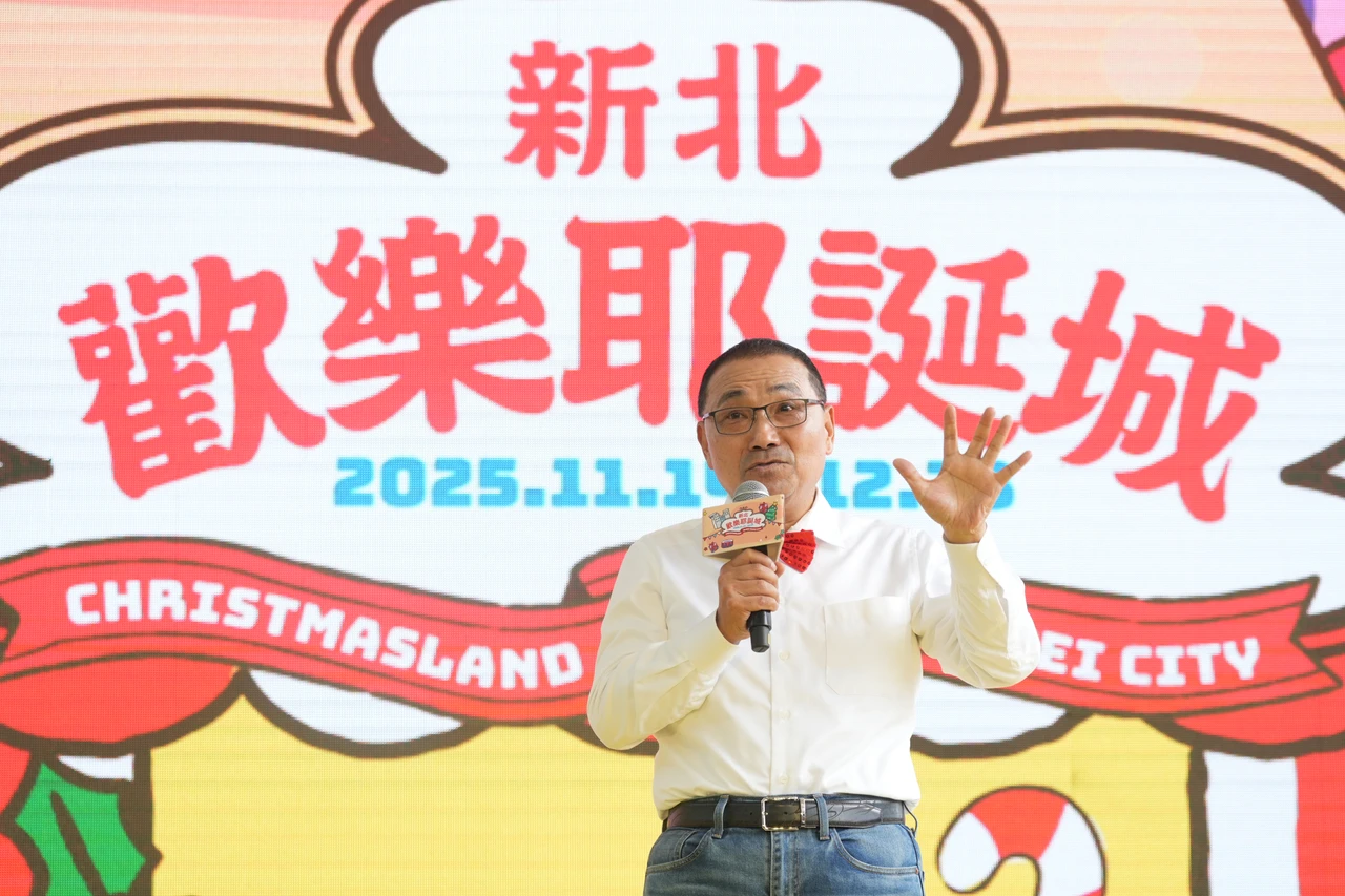 新北市長侯友宜表示,已加強新北107個養豬場消毒。陳卓邦攝