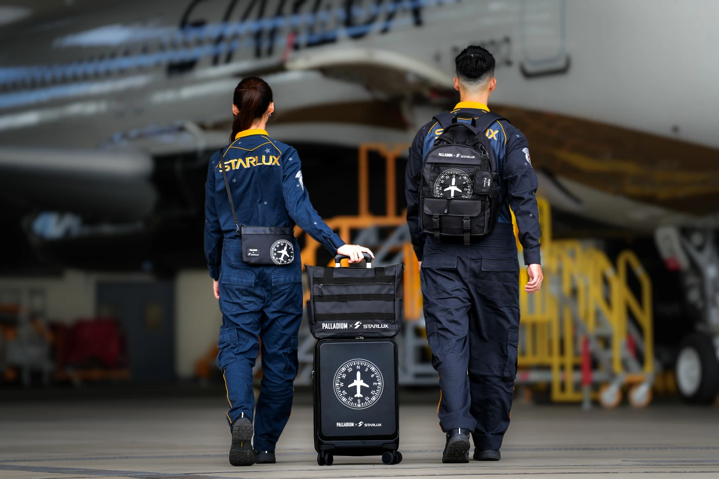星宇航空攜手法國潮牌推限量週邊,7-ELEVEN快閃購10/30開賣。業者提供
