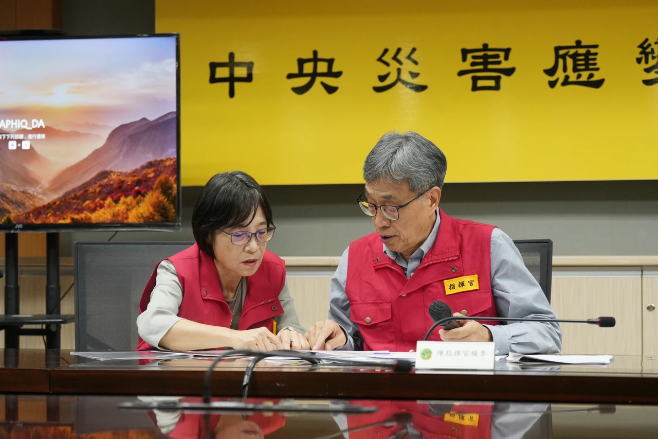 農業部長陳駿季24日出席非洲豬瘟中央災害應變中心記者會。陳卓邦攝