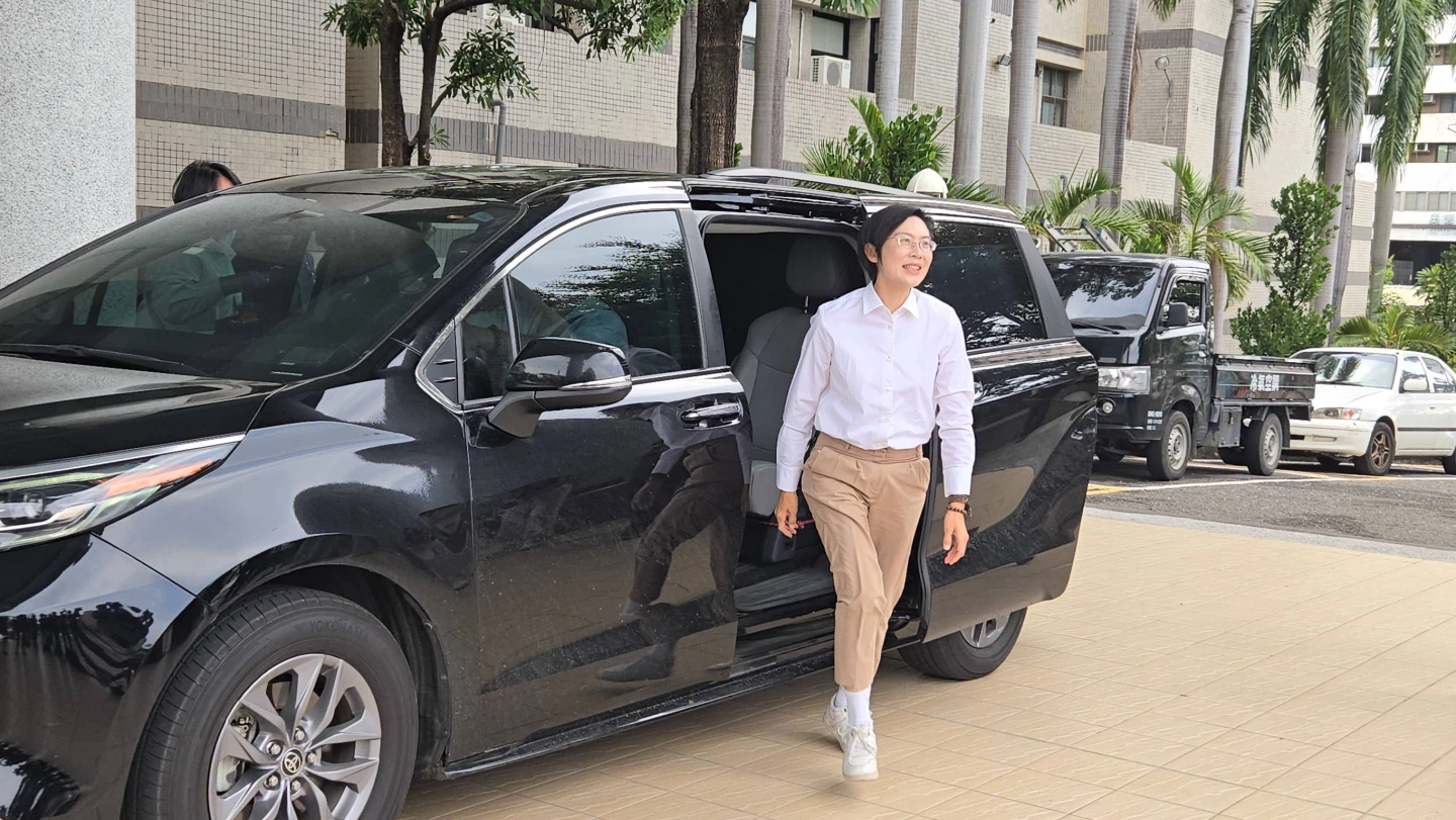 林岱樺涉詐1400萬助理費,今天首到庭。王勇超攝