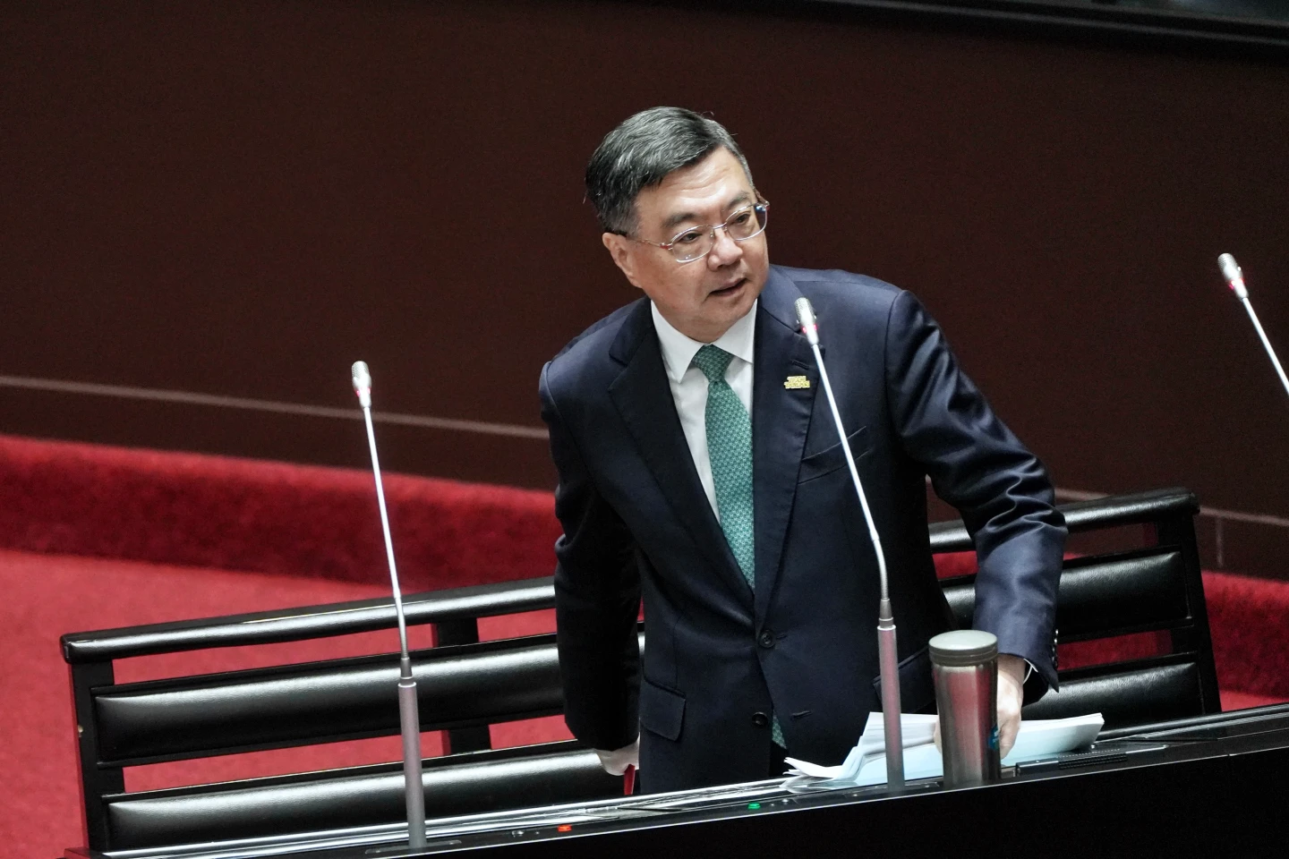 行政院長卓榮泰今早至立法院會就施政報告備詢。林林攝