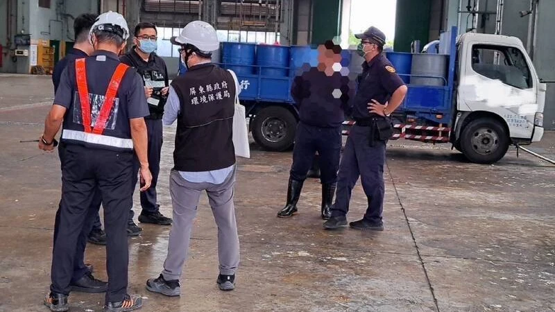 有片｜不甩禁令！不肖業者偷渡「外縣市廚餘」強闖屏東焚化爐　囂張行徑曝光下場慘了