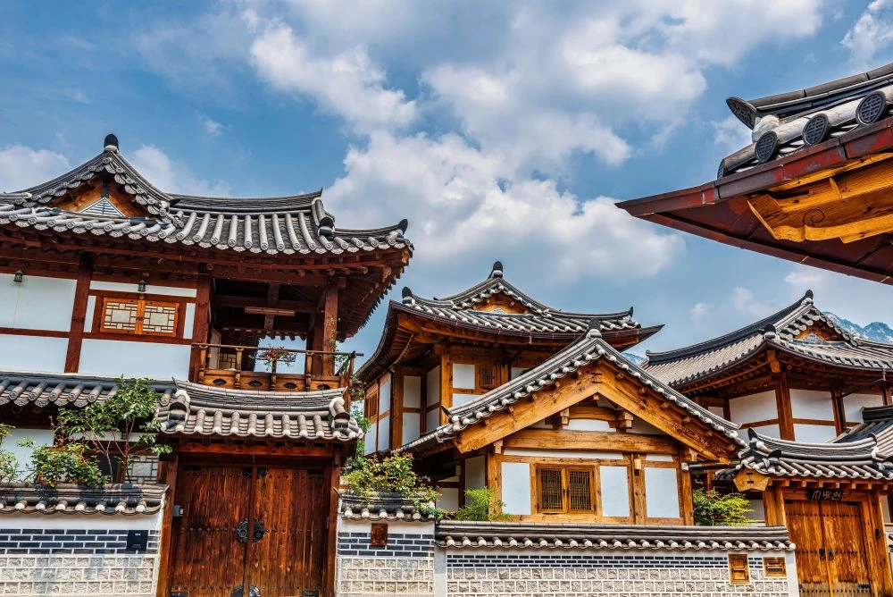 「韓國清州/首爾五日團體行」搭配旅展及會員折扣,每人9,600元起。易飛旅遊提供