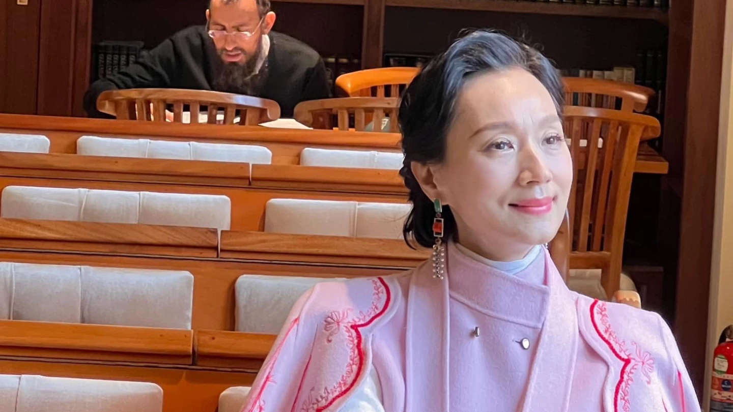 坣娜苦於紅斑性狼瘡!如魔術師攻擊全身 嚴重倂發症奪命