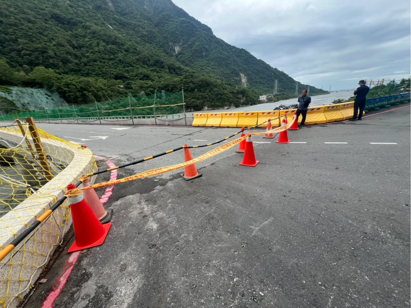 錦文橋即日起封橋。取自FB@秀林鄉公所