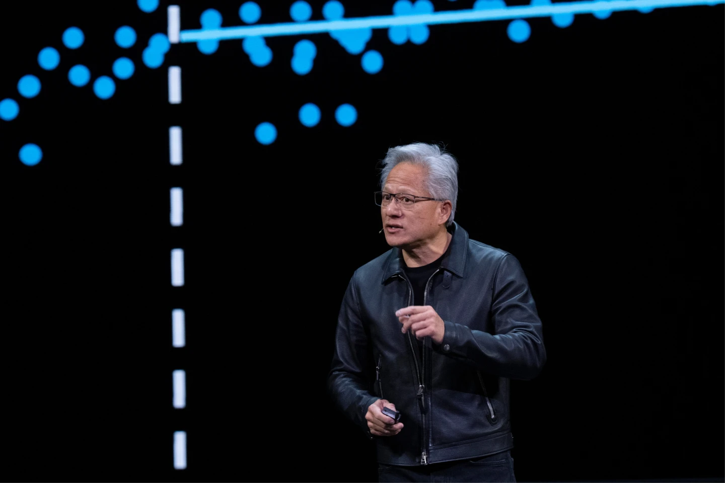 黃仁勳輝達GTC大會揭新計劃 攜手美能源部打造AI超級電腦