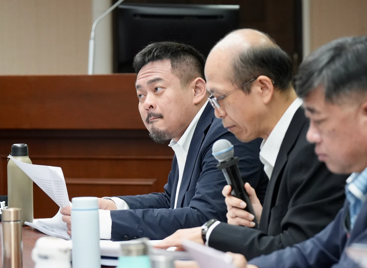 洪申翰昨天出席社福及衛環委員會,討論《職安法》修法草案。資料照。梁建裕攝