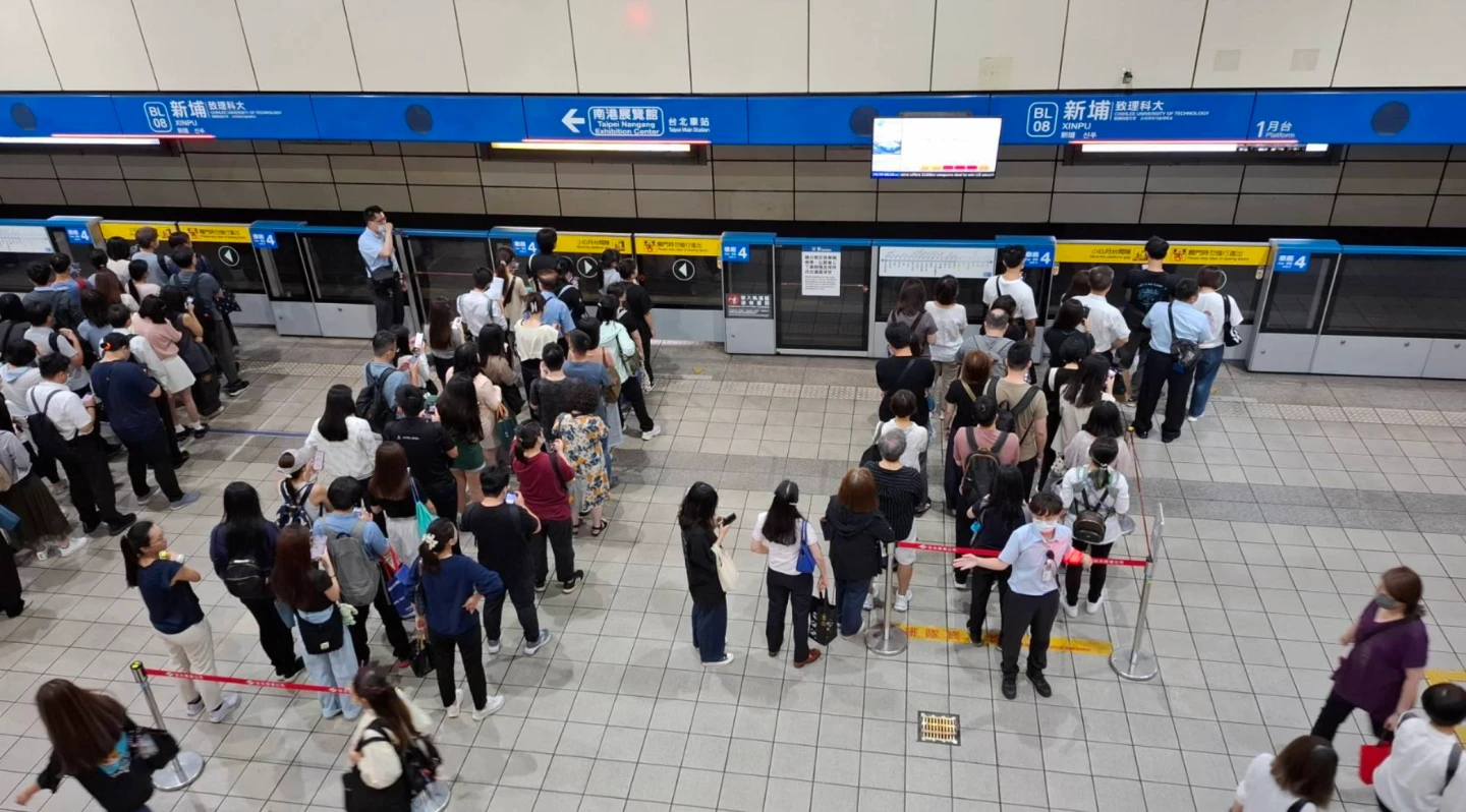 北捷板南線11月平日早尖峰時段提前!板南線、信義線假日班距縮短