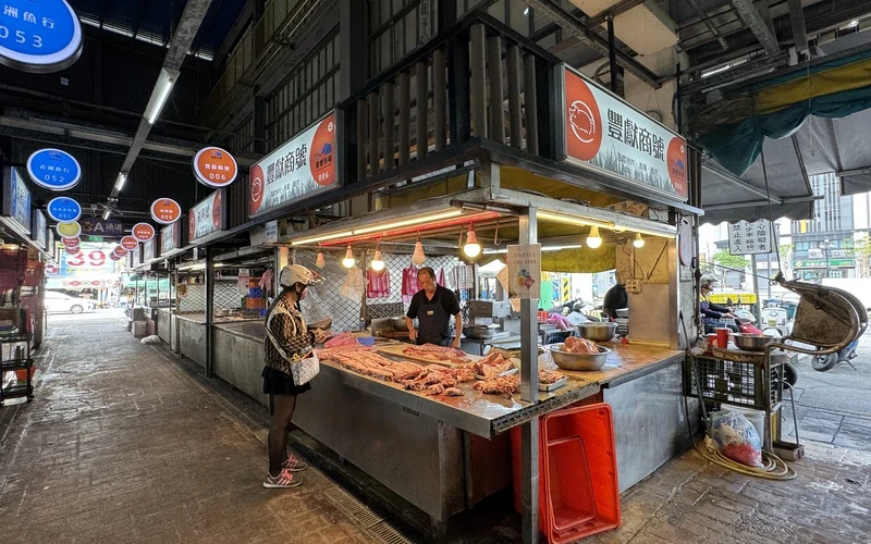 非洲豬瘟｜花蓮豬肉攤租金減5成兩個月　馬公豬肉攤位租金減免一個月