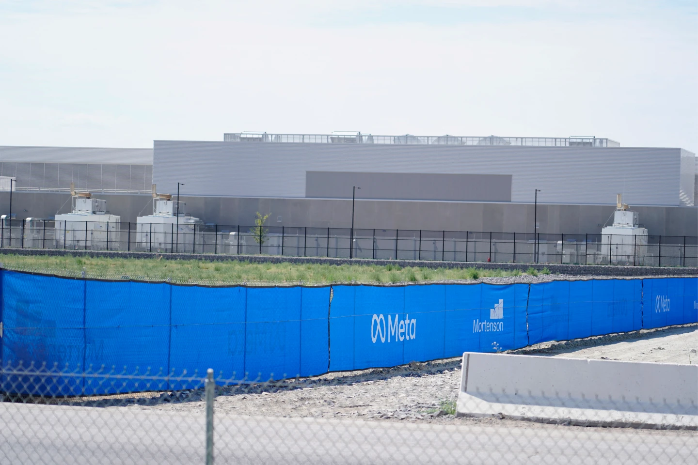 矽谷巨頭瘋狂投資AI領域達12.3兆 分析曝「怕錯失良機」心態