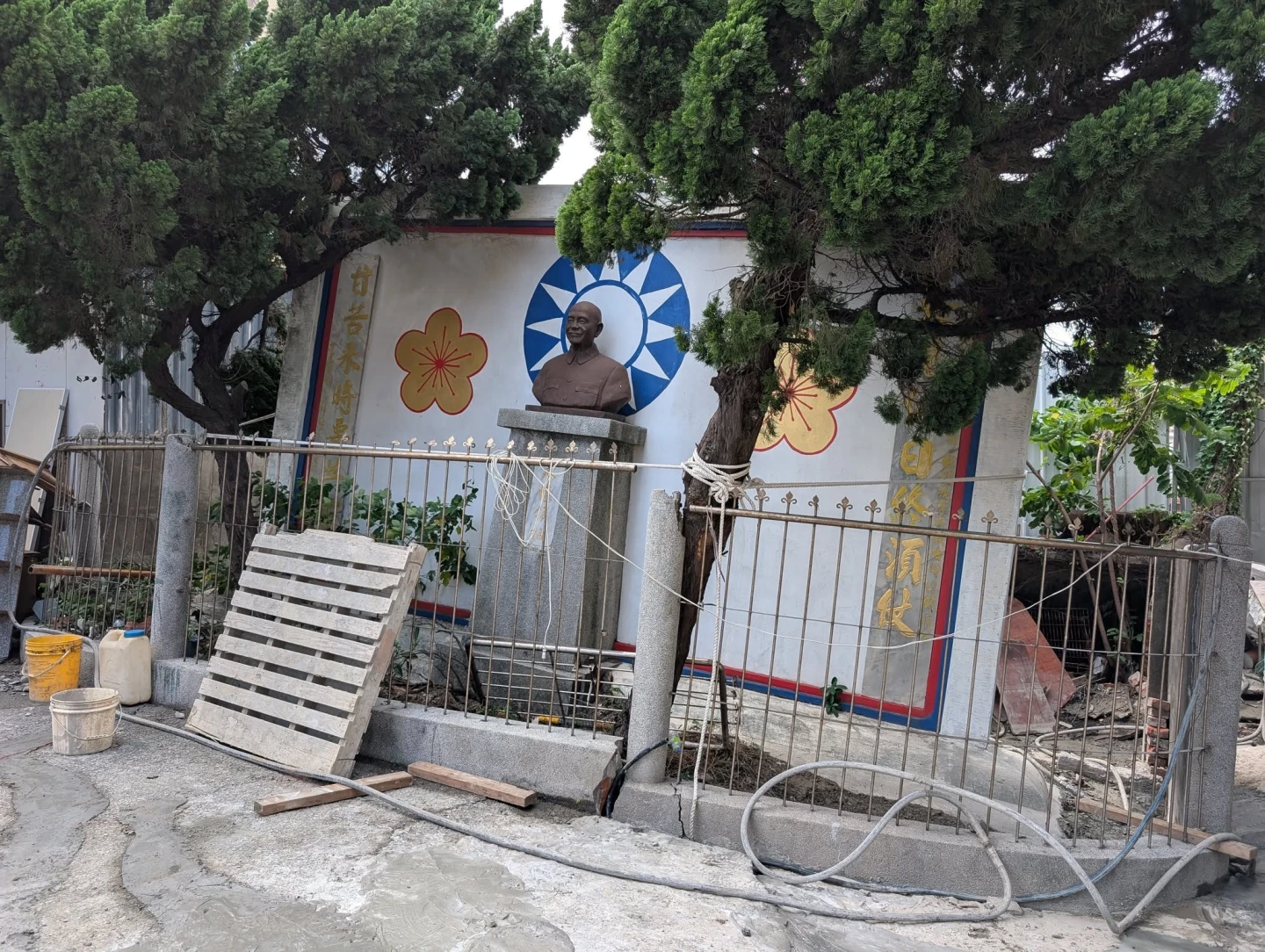 竹市地層下陷撤19戶,住戶一度以為要塌了。取自FB @林彥甫