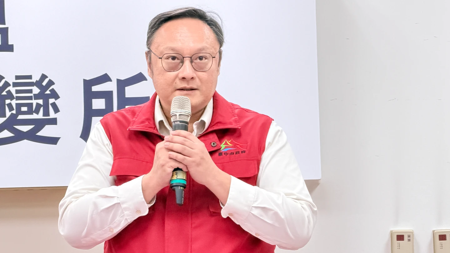 台中市副市長鄭照新對於廚餘去化重申均依照中央指引辦理。王煌忠攝