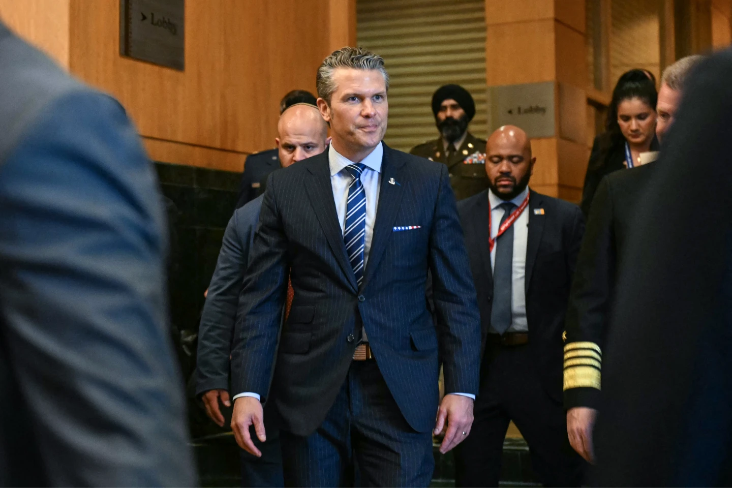 美中防長在吉隆坡會談 赫格塞斯關切中國在台周邊活動