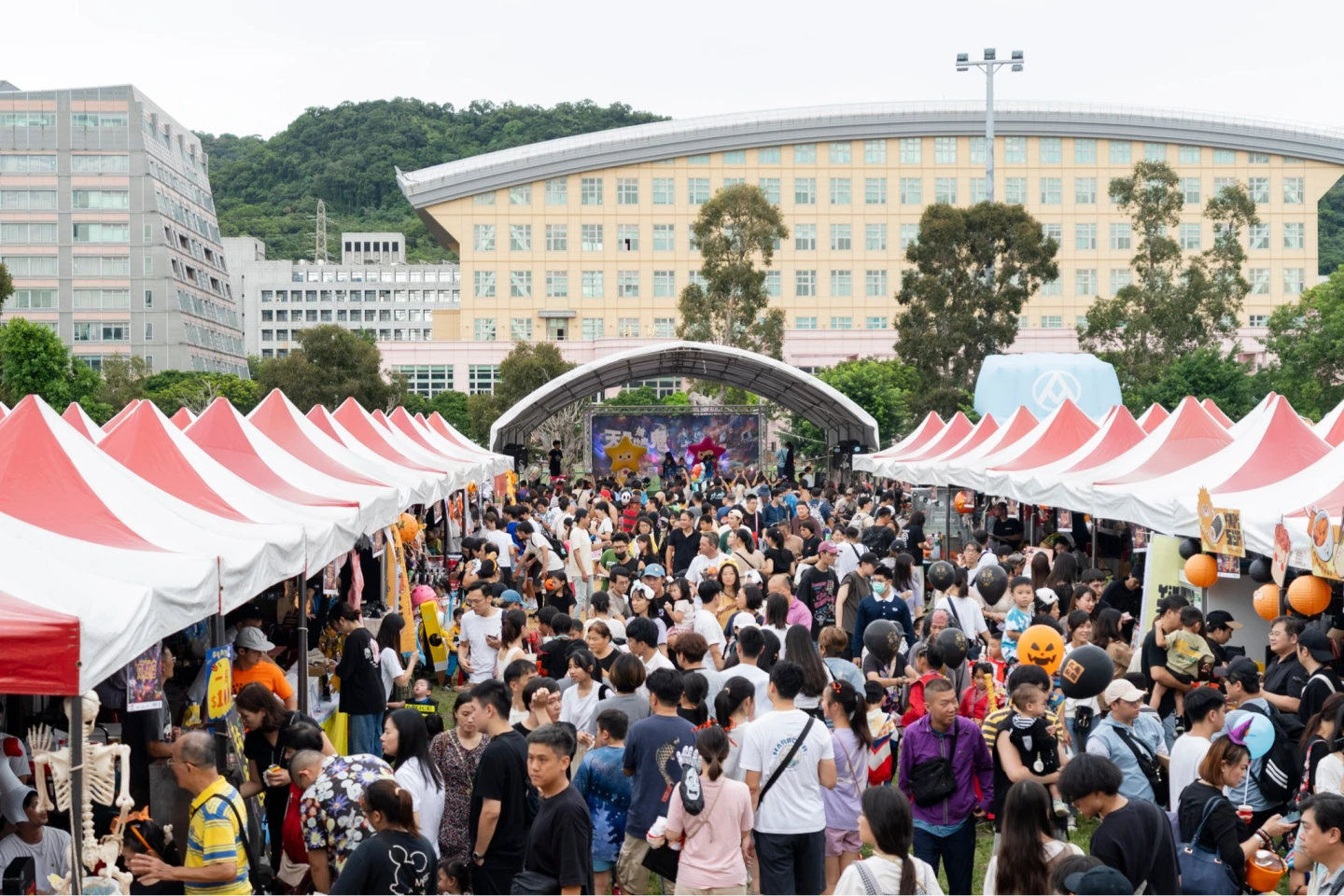 天母運動公園展區11/1進行主活動園遊會。取自天母商圈官網