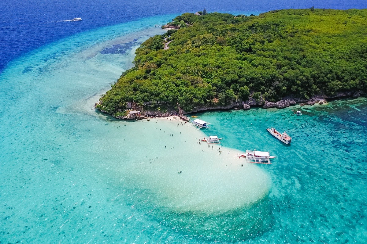 易遊網機票下殺55折起,華航東南亞航點飛宿霧來回含稅免7千。易遊網提供