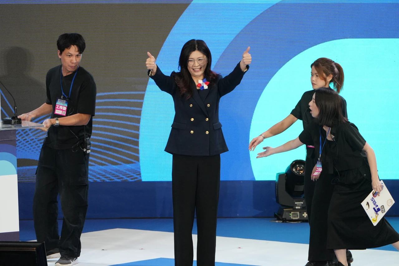 黨內直言,鄭麗文非典型,在黨內殺出一條血路。陳卓邦攝