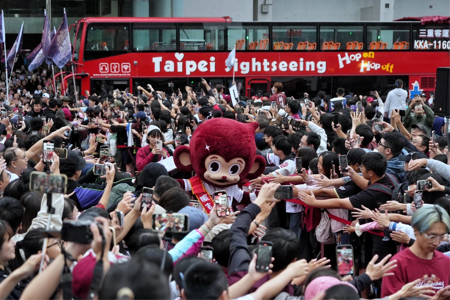 多年後再參與封王遊行林子偉同樣興奮 透露當年紅襪遊行時與「他」同車
