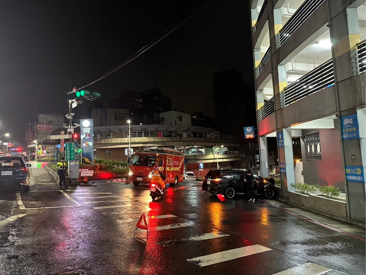 車禍現場。翻攝畫面