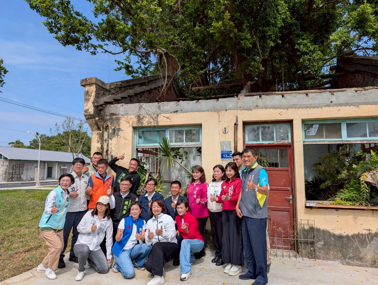 緯六路與左營海軍眷村相連,高雄市政府以「新時代眷村」為概念,導入民間資源修繕眷舍,打造符合未來需求的新型社區。民眾提供