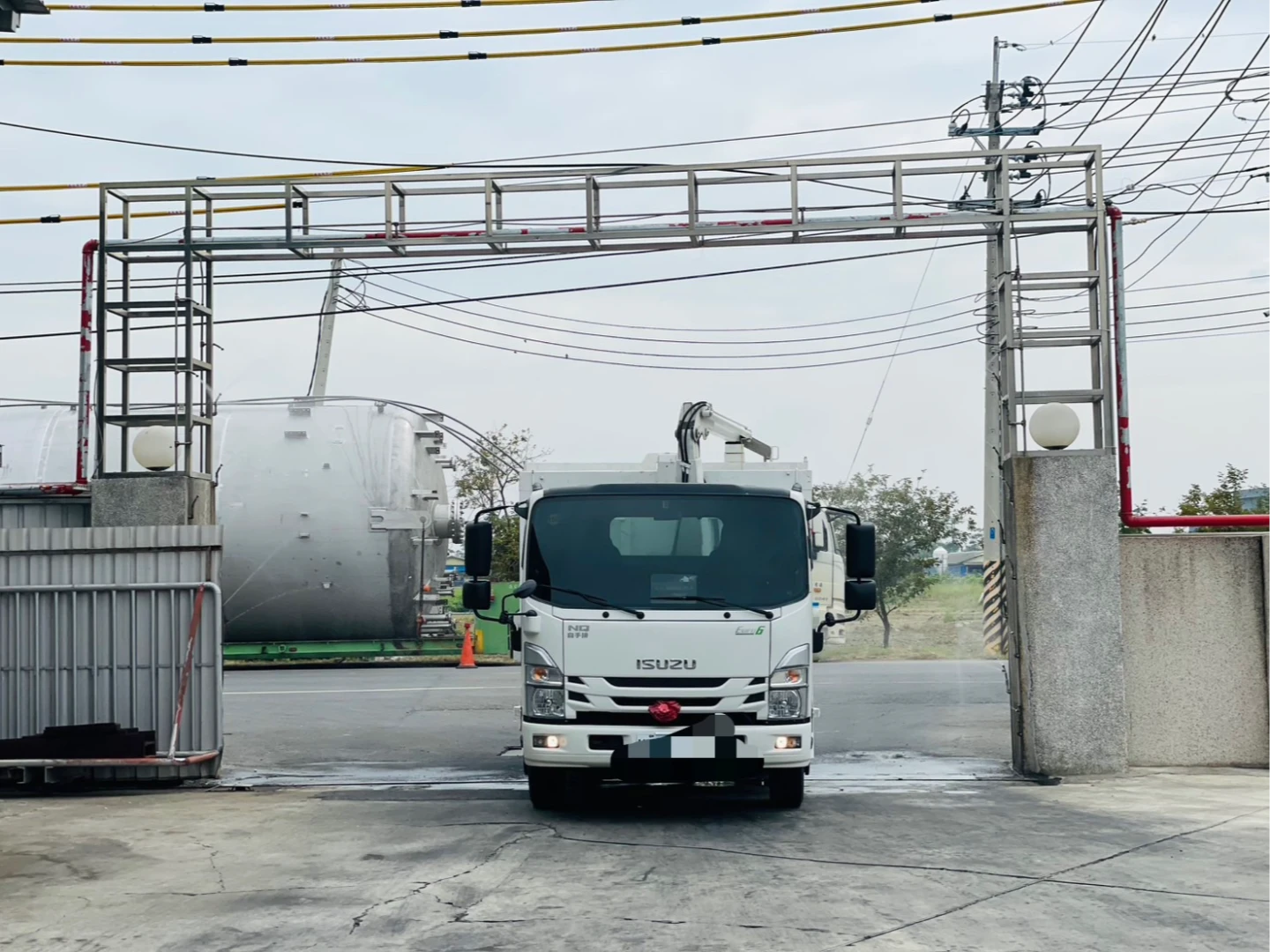 防堵非洲豬瘟！台南化製車全面採檢消毒　籲養豬戶「死豬不私埋」