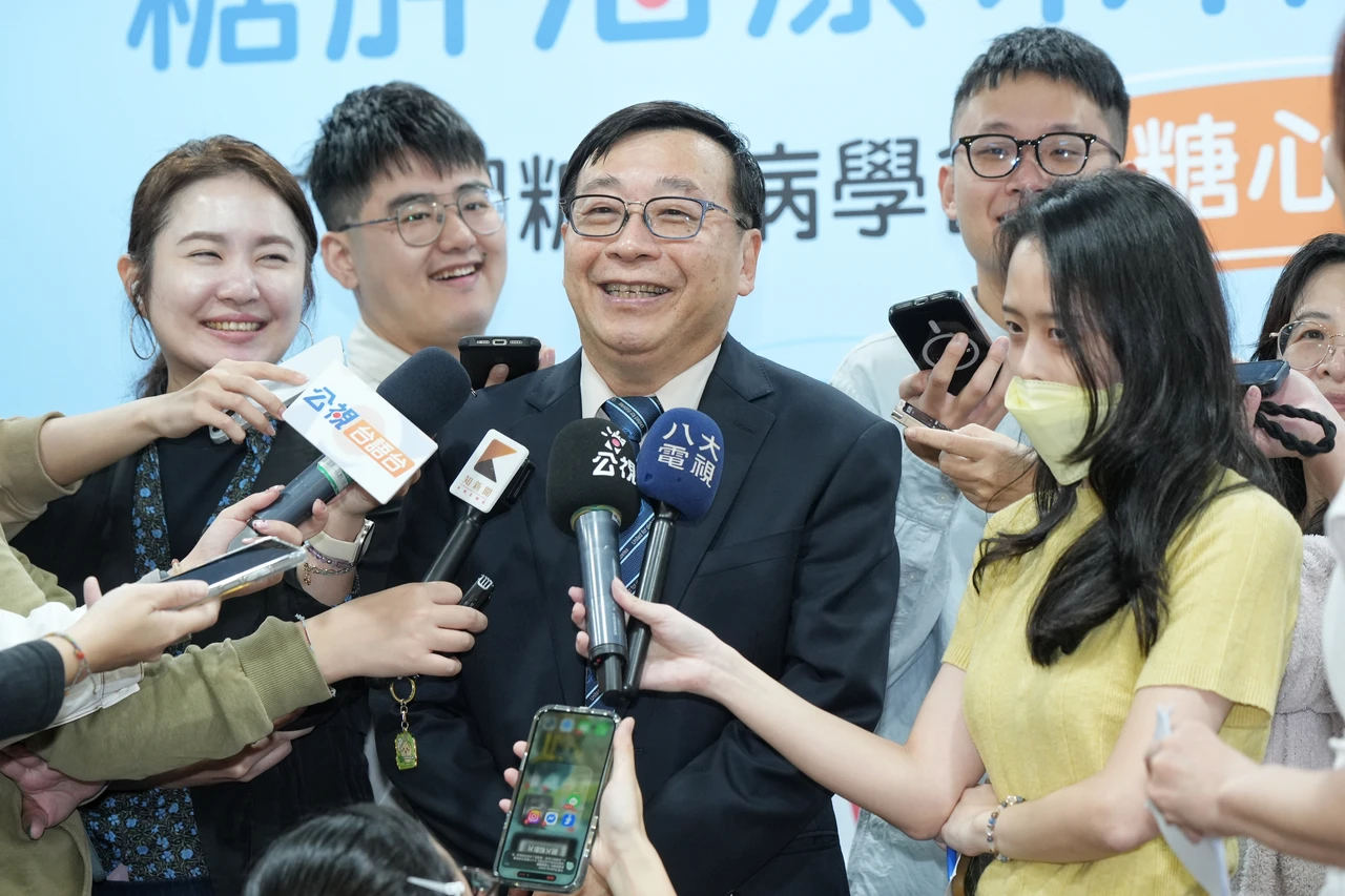 他從「大碗麵吃不飽」到腰圍瘦12公分　與800人共甩3708公斤