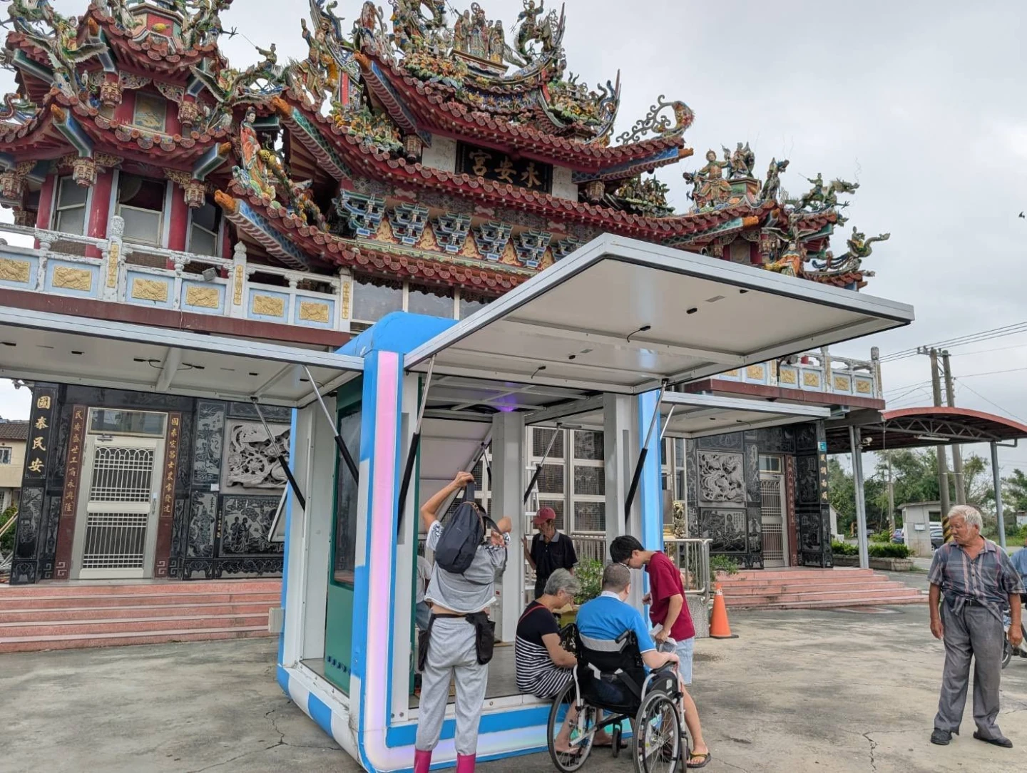 光電業者從「受災戶」變「救援者」　新型能源技術投入災區協助民眾解決用電需求