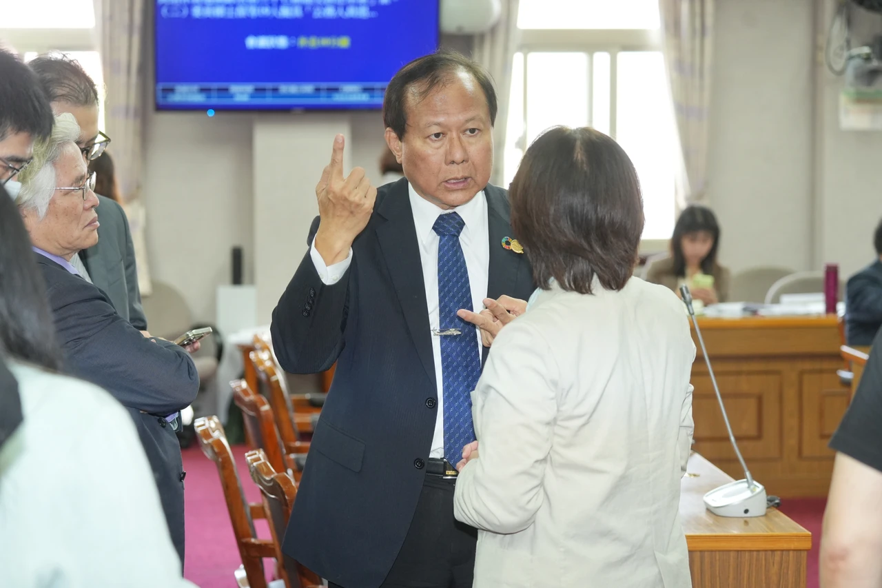 公務員有望補調薪！　人事長蘇俊榮預告：專業加給調漲方案6月前送政院