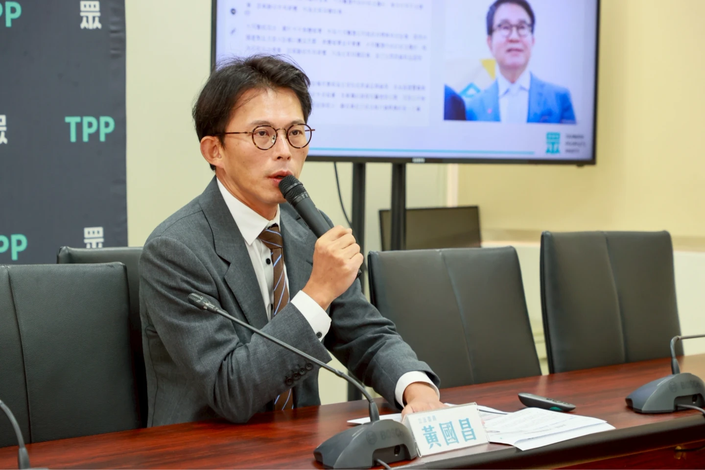 綠派蘇巧慧戰新北！黃國昌喊「參選方向不改變」：不會永遠只是等待