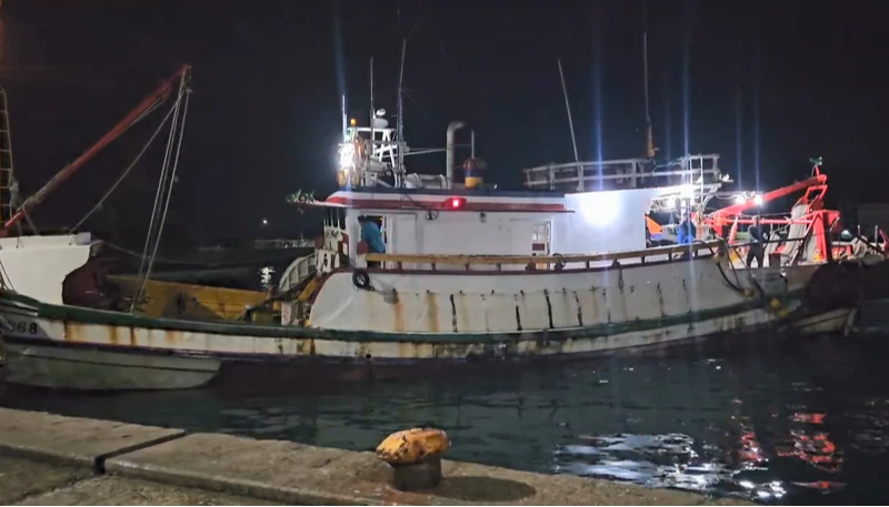 連兩天船難！基隆「立發168」富貴角海域翻覆3失蹤　倖存者憶：船長有游出船艙