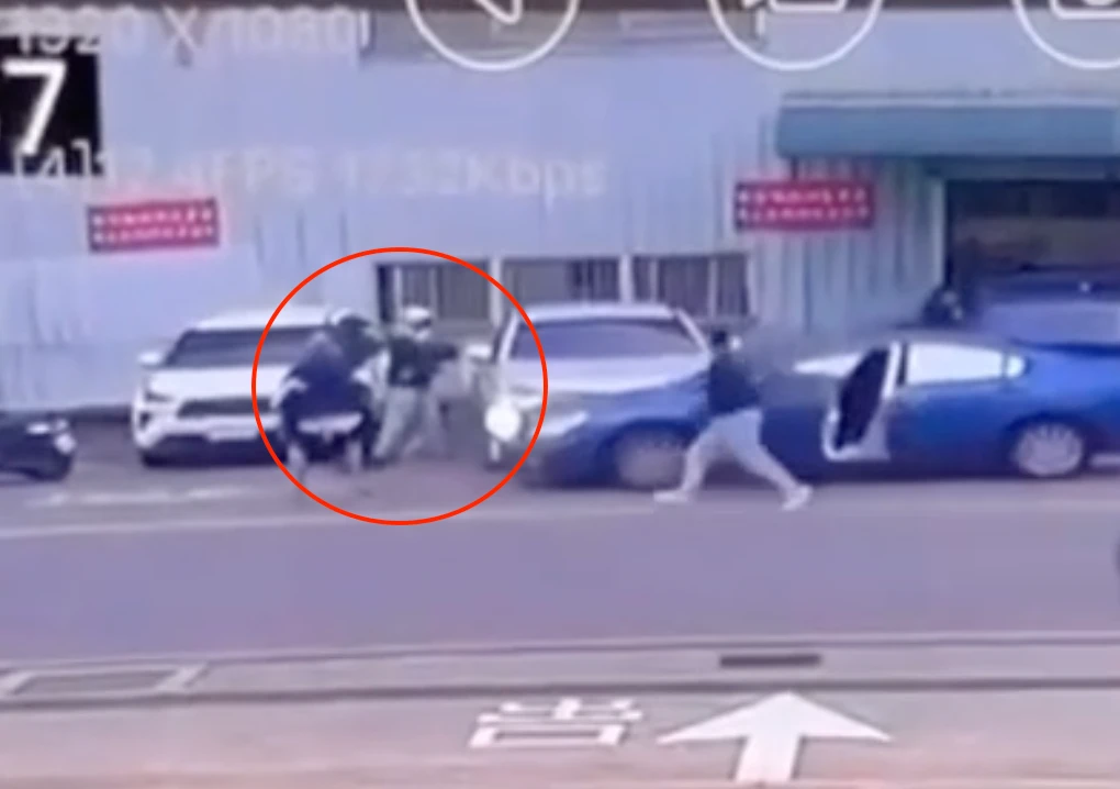 有片｜一句「我是你家鄰居」！她慘遭詐百萬　車手情侶衝撞警遭開槍