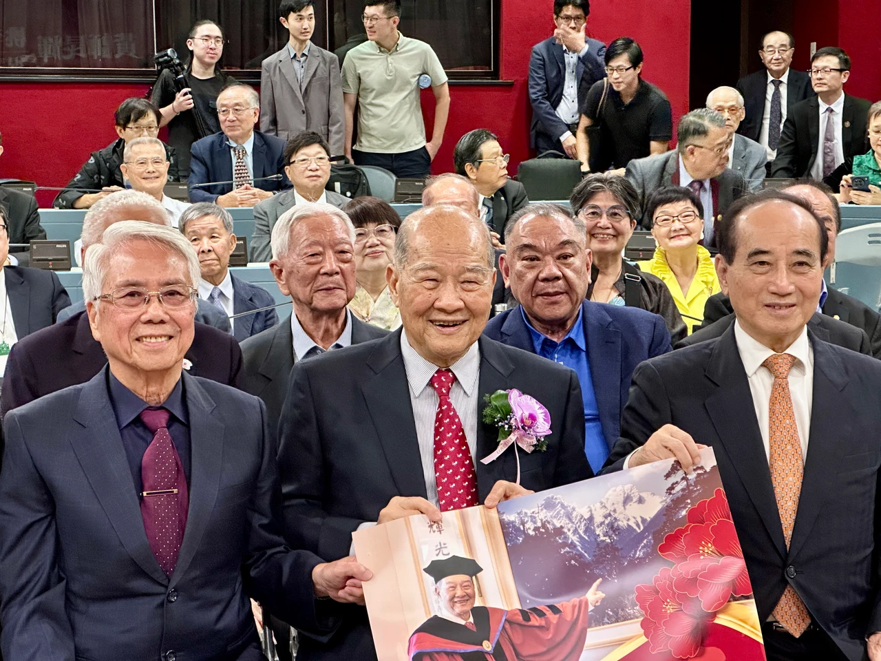 「教育行政學之父」黃昆輝90歲生日　回顧公費留學感謝國家栽培