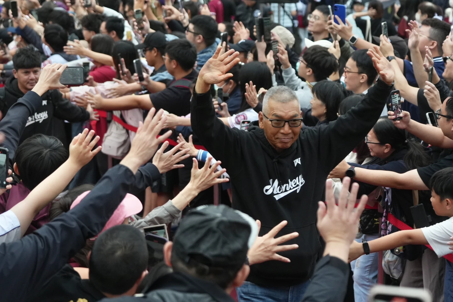 古久保健二率桃猿奪冠後卻交出兵符　樂天領隊這樣說