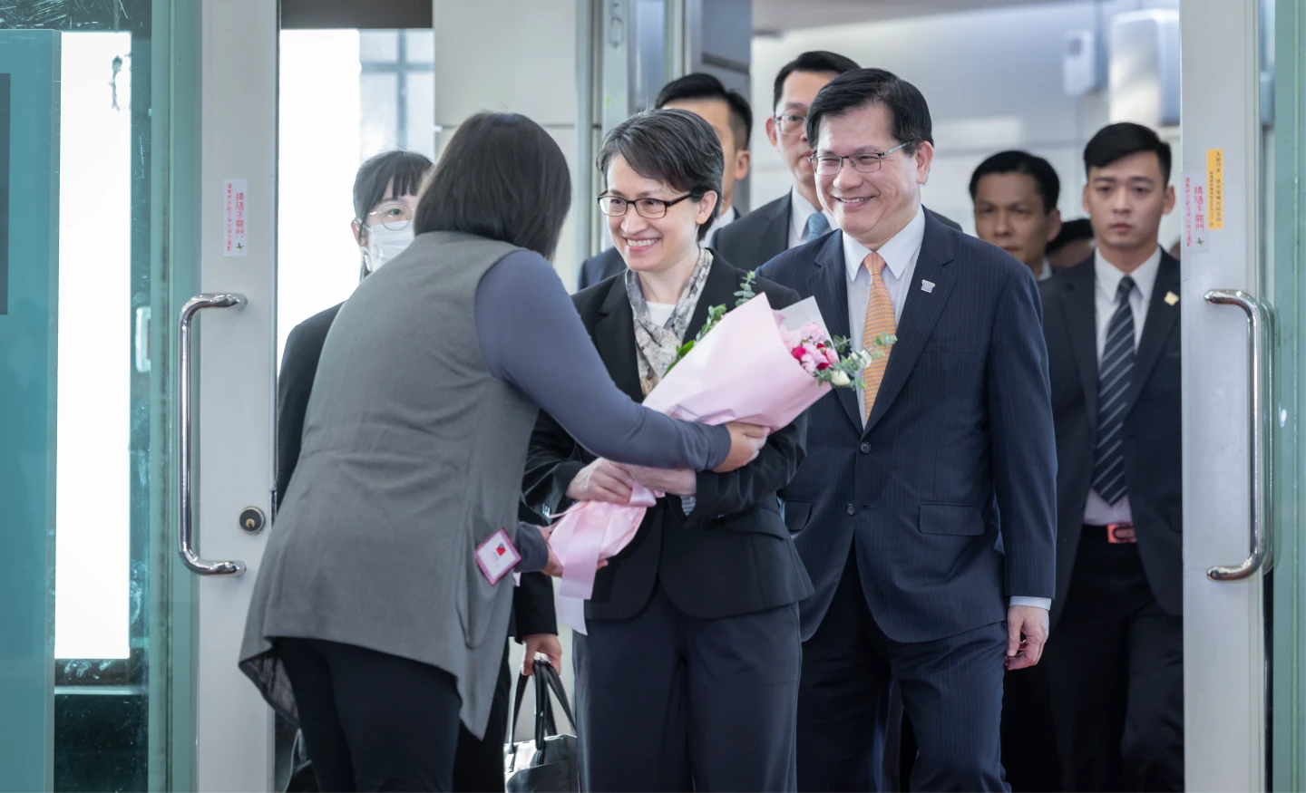 蕭美琴歐洲議會返台談話：台灣沒有退縮「得道者多助」