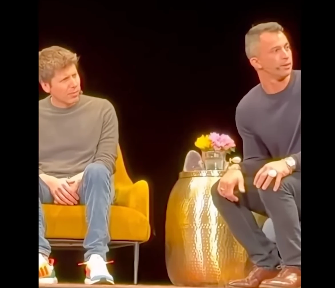 有片｜OpenAI執行長替「5兆男」黃仁勳辯護　突遭男闖上台遞傳票