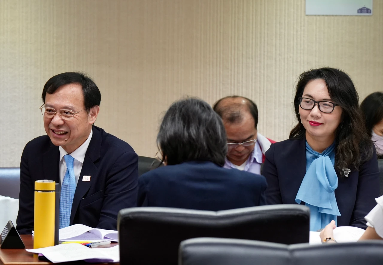 有人年領股利百億元！藍委籲取消補充保費上限　保證石崇良好睡