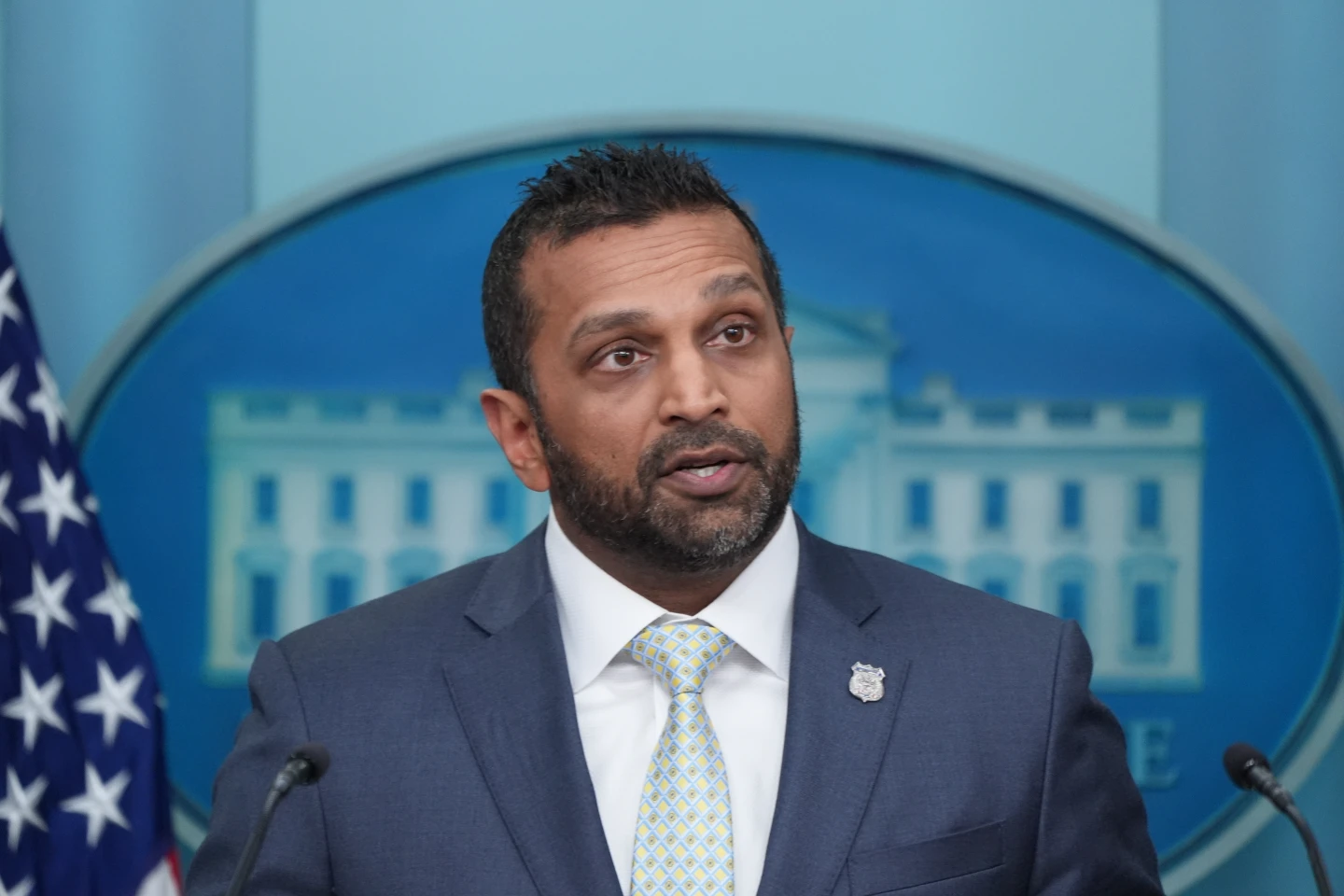 美聯邦調查局長：中國承諾限制芬太尼原料已見成效