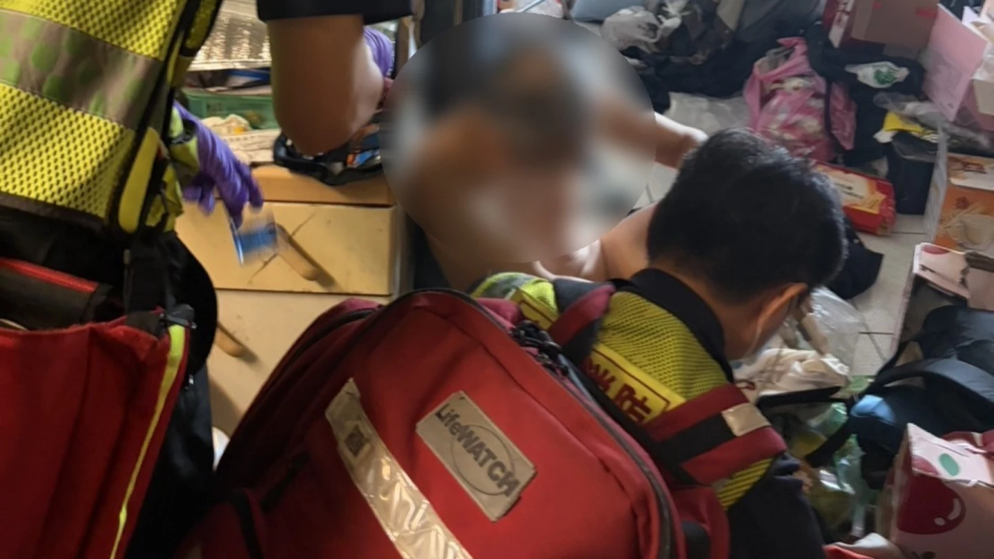 有片｜7旬熱心志工突失聯　外地女兒焦急報案！警消破門驚見這幕急送醫