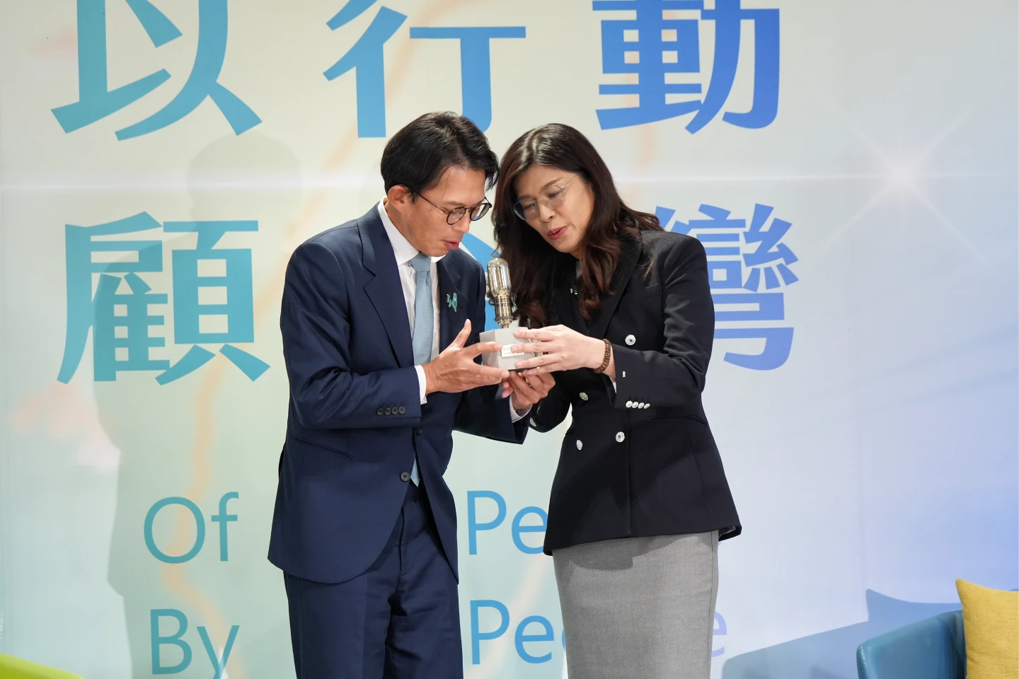 鄭黃會｜重提2023藍白破　鄭麗文當黃國昌面喊：不能再打心中小算盤